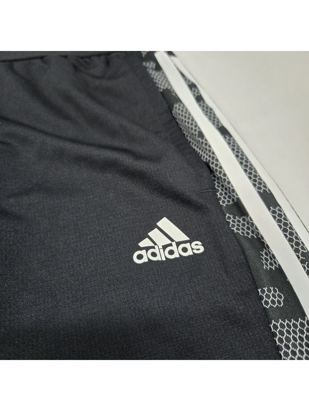 EUC Men's MEDIUM Adidas Chicago City Soccer Club Track Pants Black Logo Patch